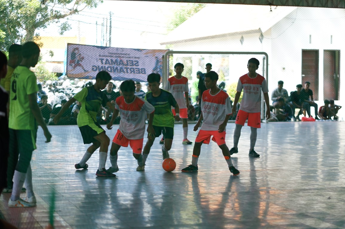 , Kompetisi Futsal Antar SMP Meriahkan HUT ke-16 SMK TI Bali Global Singaraja